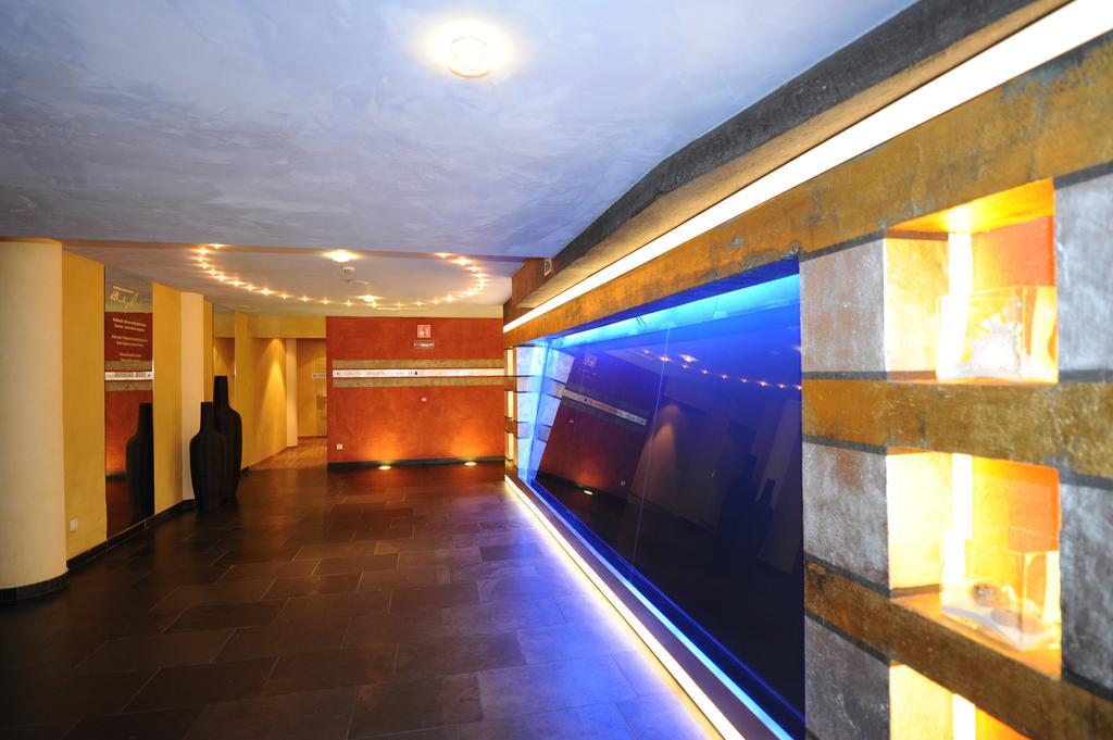 Hotel Vier Jahreszeiten Силандро Экстерьер фото