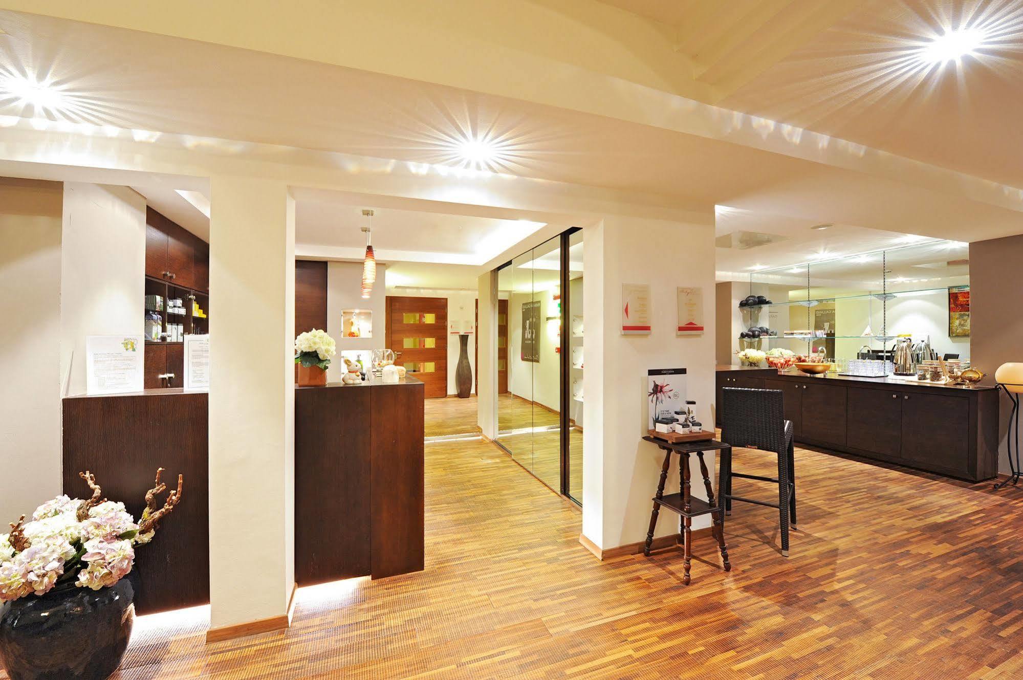 Hotel Vier Jahreszeiten Силандро Экстерьер фото